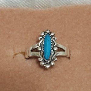 VINTAGE Native American Sterling & Turquoise Ring